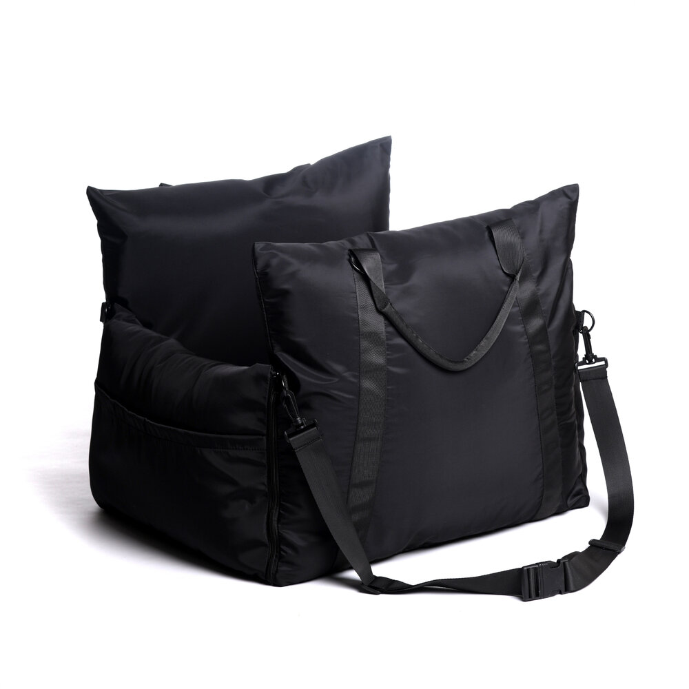 Dogs&amp;Co Luxe Honden autostoel  Royal+  ZWART Waterproof 