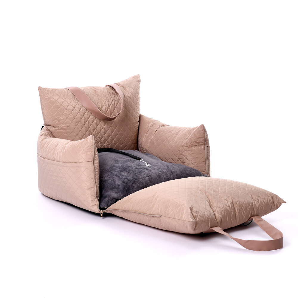 Dogs&amp;Co Luxe Honden autostoel  Royal+ Taupe Waterproof Quilt