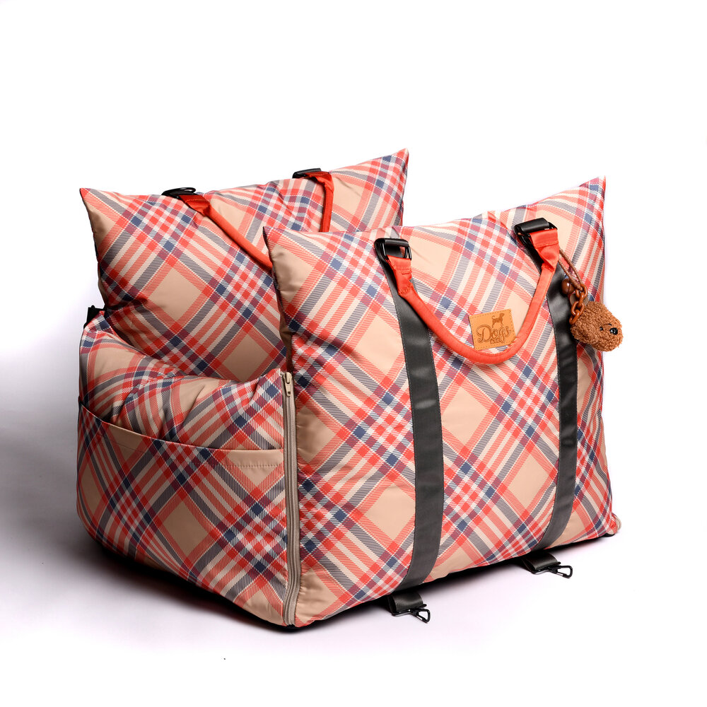  Dogs&amp;Co Luxe Honden autostoel  Royal+  Beige Check  Waterproof Limited Edition