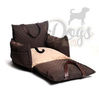 Dogs&Co Luxe Honden autostoel  Royal+ Choco Waterproof Quilt