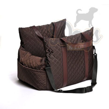 Dogs&Co Luxe Honden autostoel  Royal+ Choco Waterproof Quilt