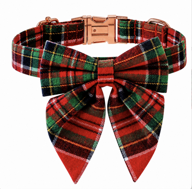 Dogs&amp;Co Luxe Hondenhalsband met Strik &ndash; Rood Geruit Design &amp; Ros&eacute;gouden Gesp